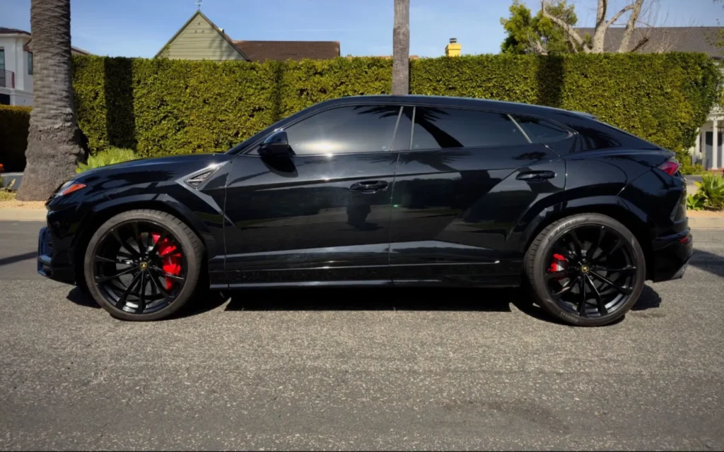lamborghini urus 2